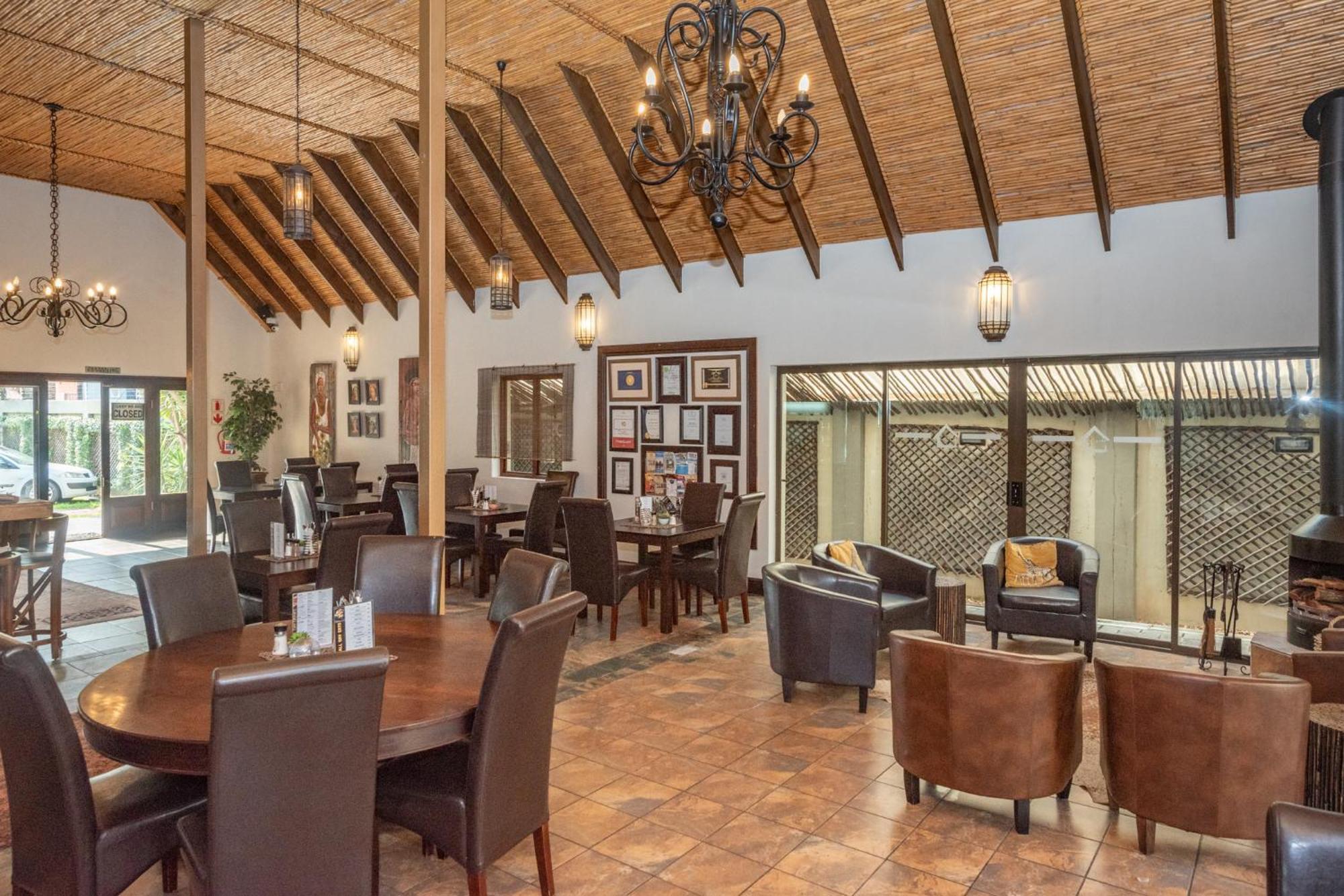 Onse Khaya Lodging And Conferencing Порт-Элизабет Экстерьер фото